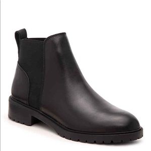 Steven Madden Leather boots